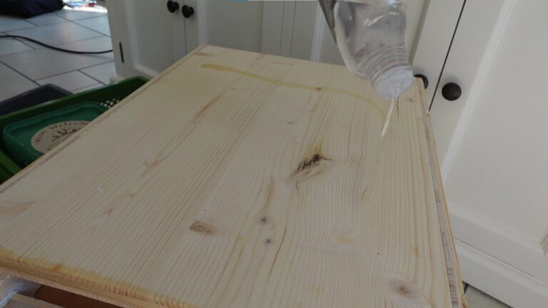 Wurmkiste bauen Holz einoelen