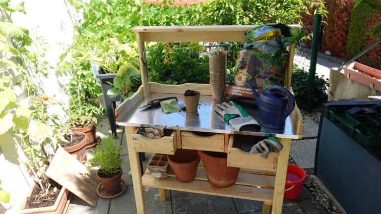 Pflanztisch für den Balkon