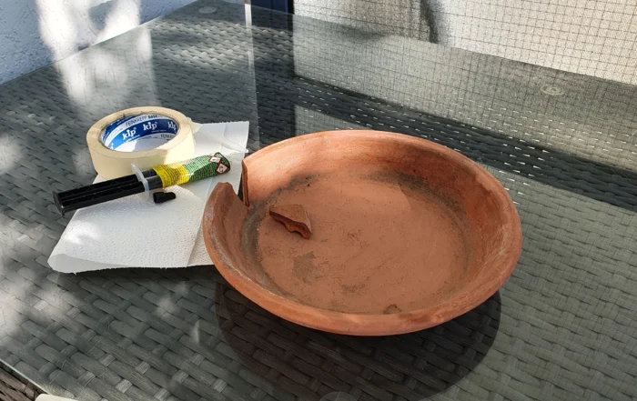 Terrakotta-Blumentöpfe einfach reparieren